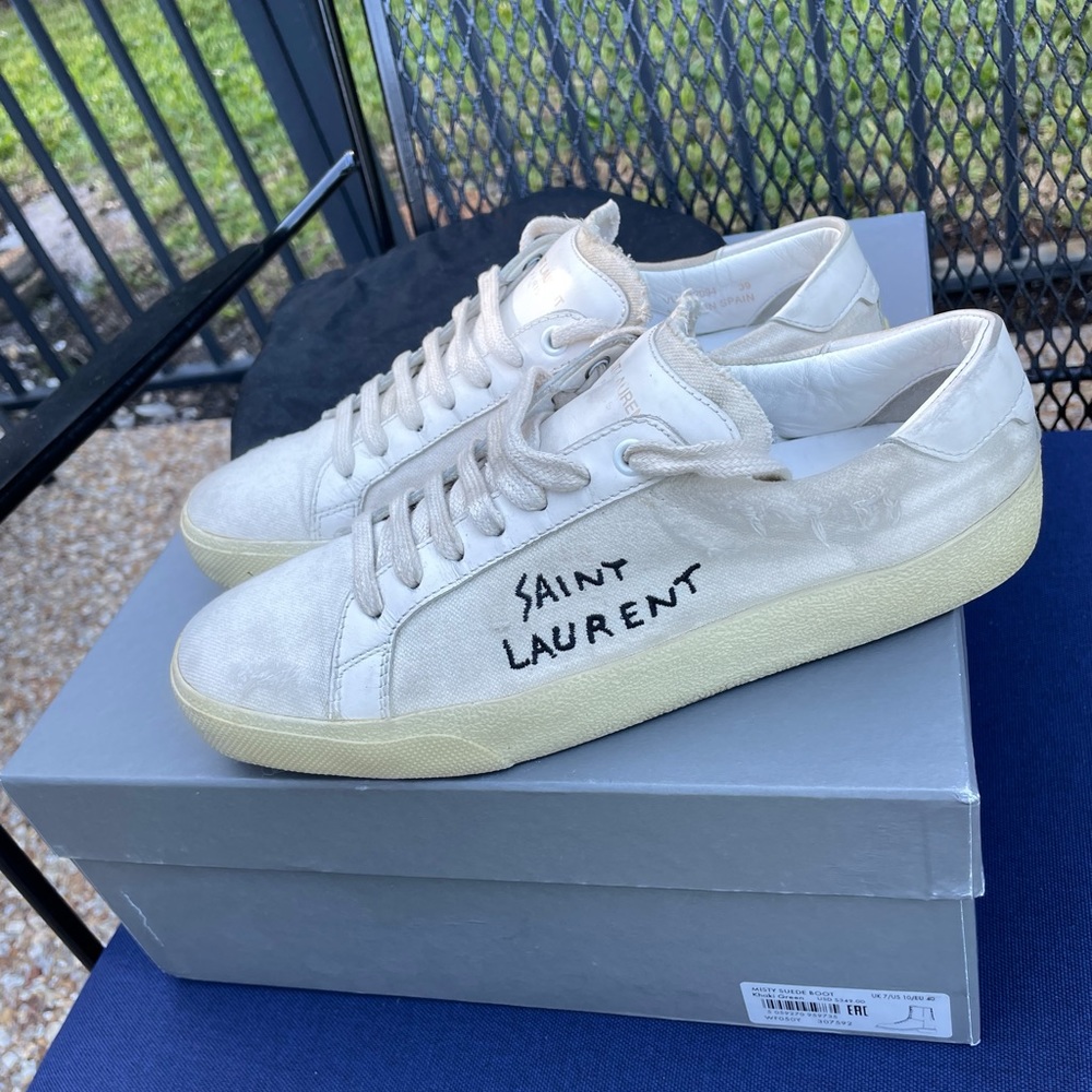 Saint Laurent (ysl) Classic court canvas sneaker size 39 or us 9